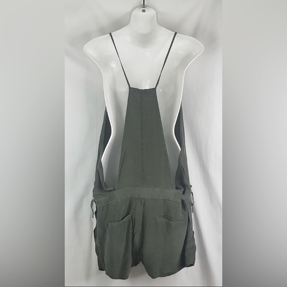 House of Harlow romper shorts - Picture 9 of 13